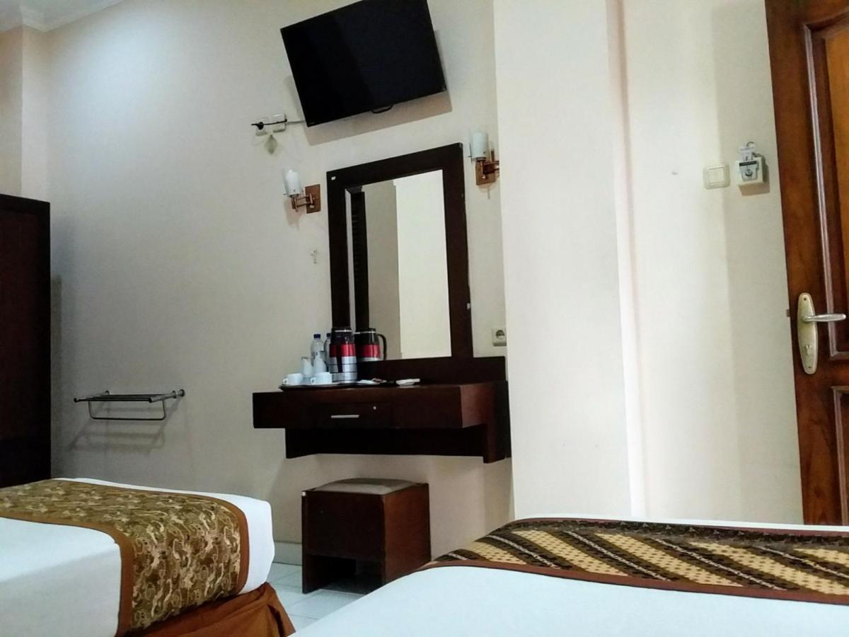 Malioboro Inn Hotel Yogyakarta Extérieur photo