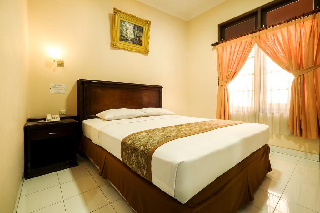 Malioboro Inn Hotel Yogyakarta Extérieur photo