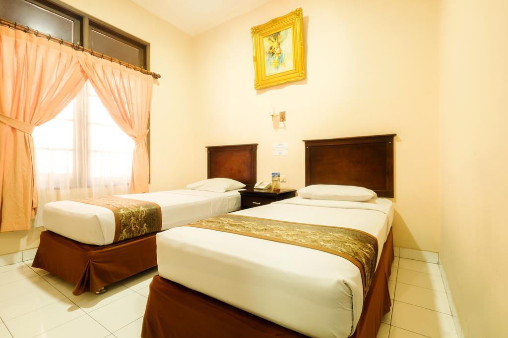 Malioboro Inn Hotel Yogyakarta Extérieur photo